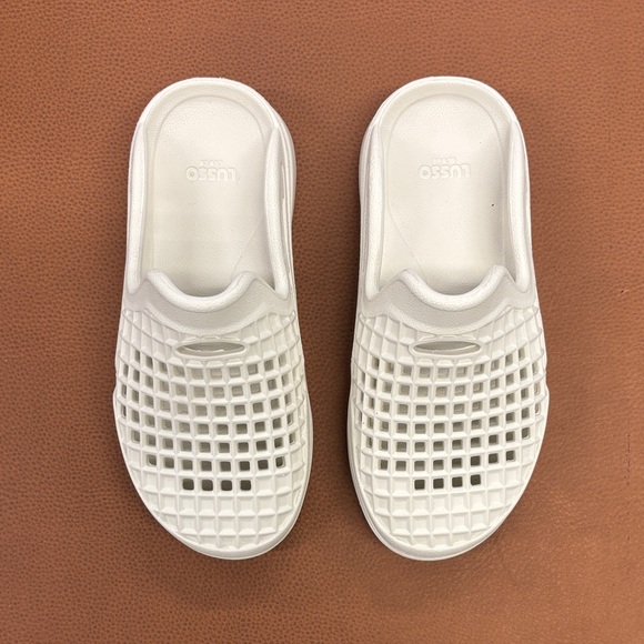 Sandals_&_Flip_Flops